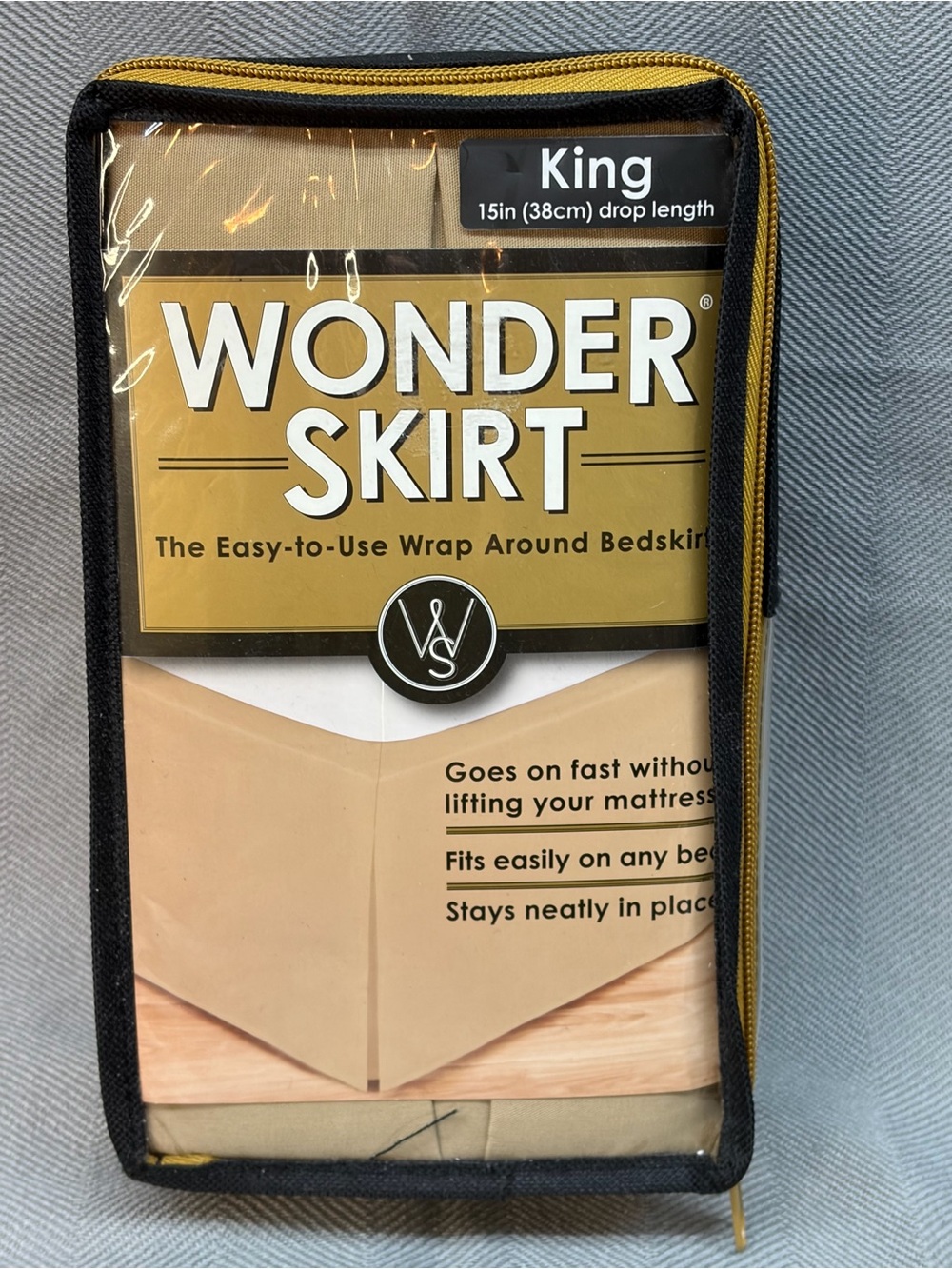 NWT Wonder skirt king size bed skirt with 15 inch drop color taupe split corner